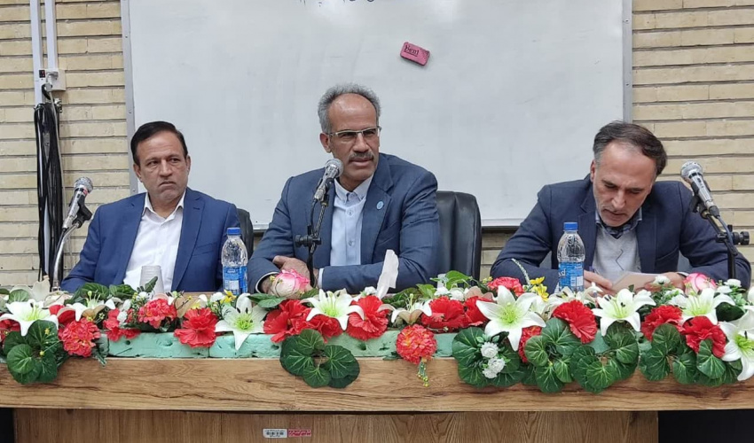 نشست صمیمانه معاون برنامه ریزی و توسعه منابع دانشگاه با کارکنان دانشکدگان فارابی