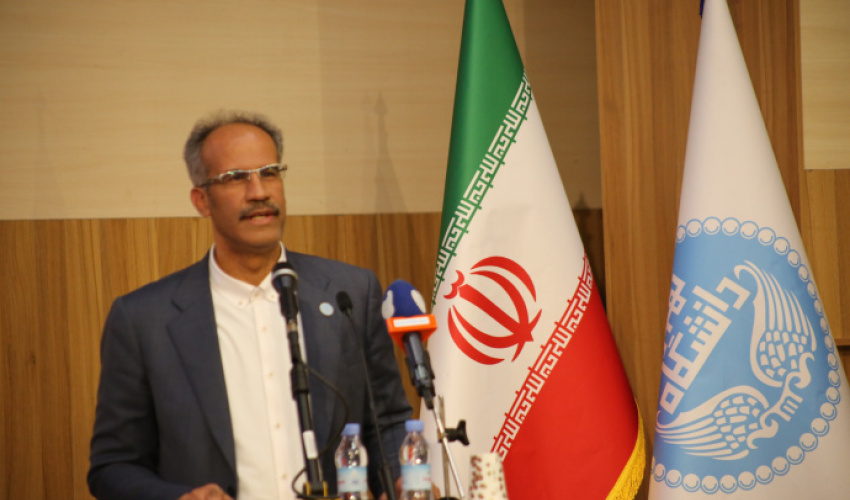 آئین تقدیر از کارکنان نمونه دانشگاه تهران برگزار شد